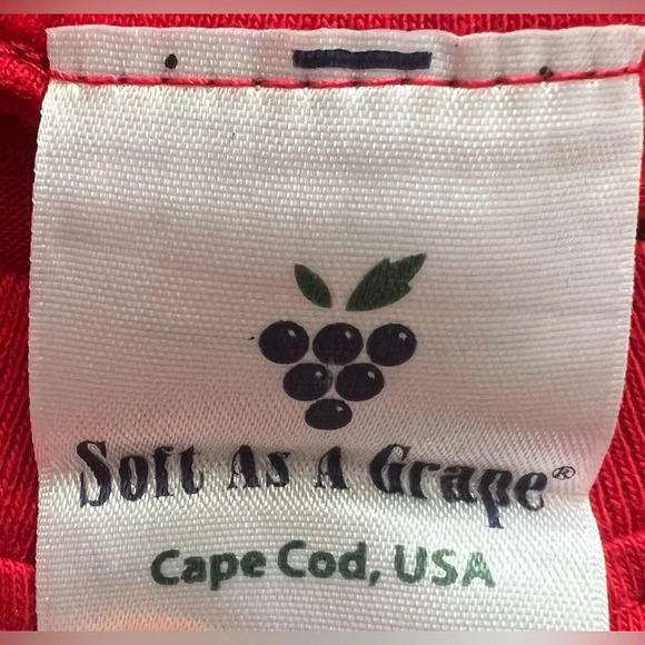 Soft As A Grape | girls Philadelphia Phillies t-shirt. Size: M - Picture 7 of 10